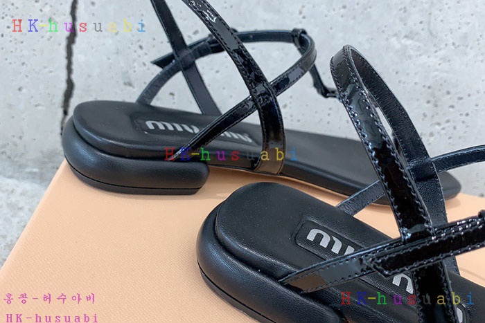 NEW 미우미우 샌들 신상 MU 952702