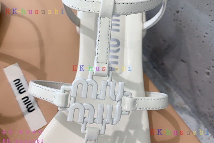 NEW 미우미우 샌들 신상 MU 952704