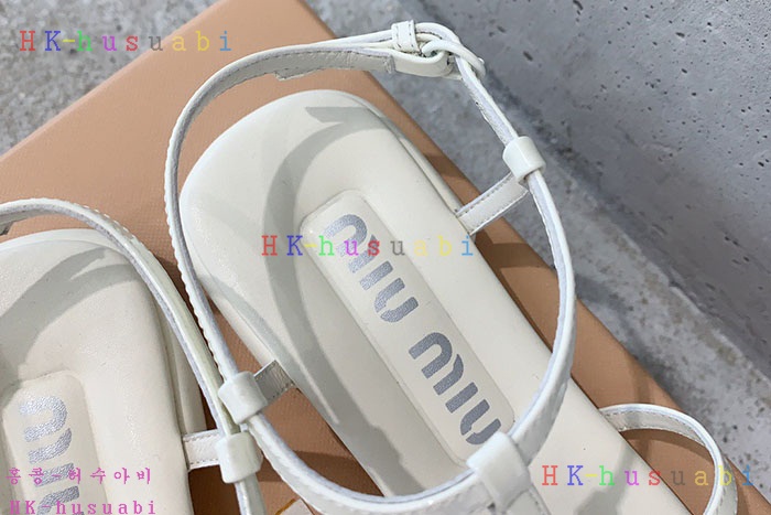 NEW 미우미우 샌들 신상 MU 952704