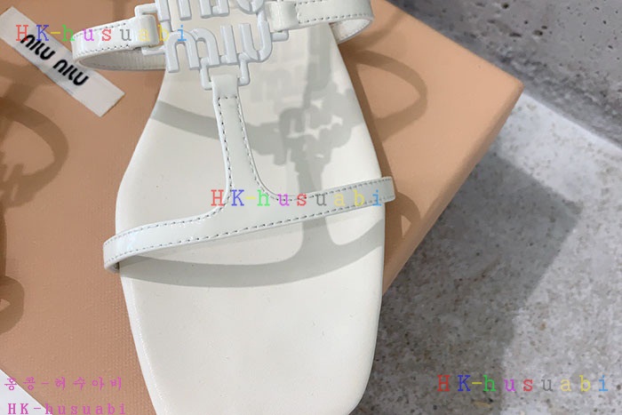NEW 미우미우 샌들 신상 MU 952704