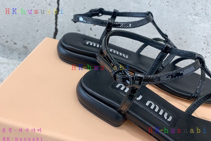 NEW 미우미우 샌들 신상 MU 952705