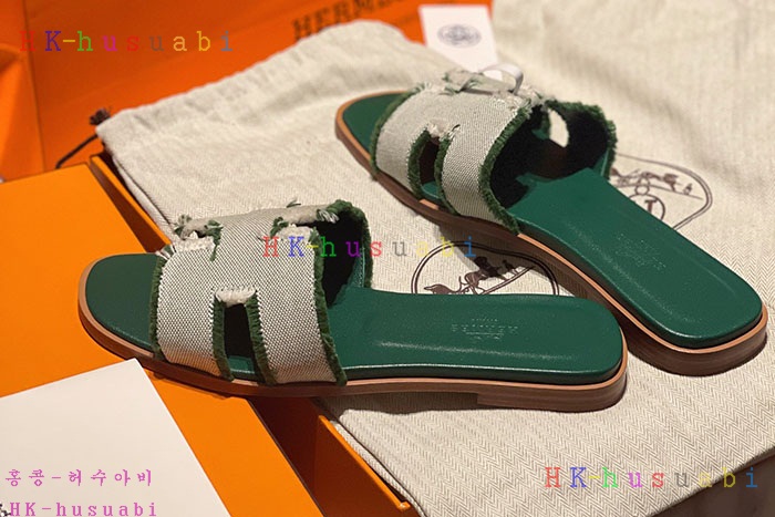 NEW 에르메스 샌들 신상 H 952881