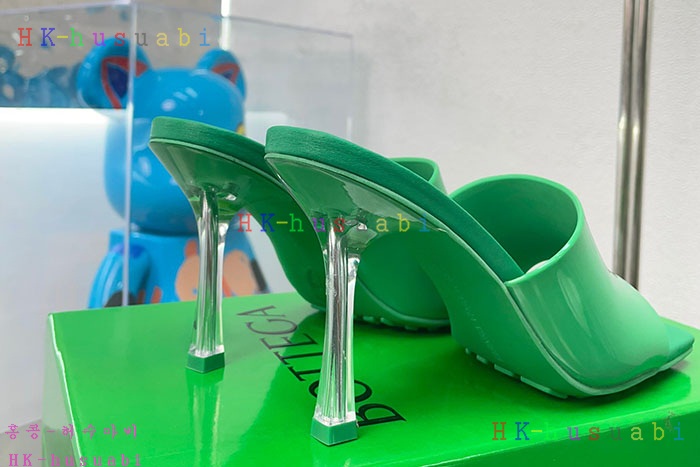 NEW 보테가베네타 신발 신상 BV 445106