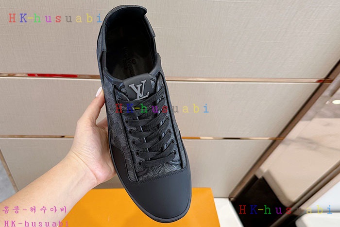 NEW 루이비통 신발 신상 LV 2224552