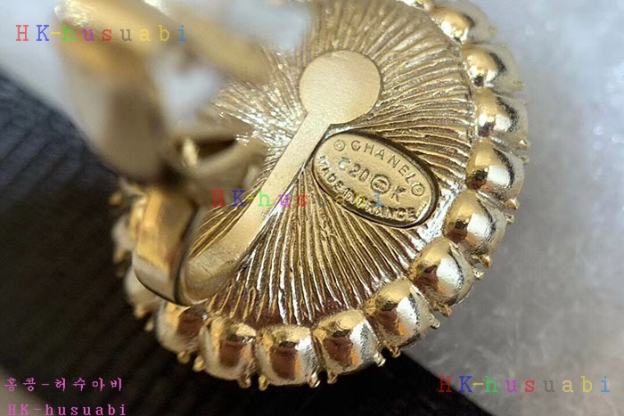 NEW 샤넬 귀걸이 신상 C 428250