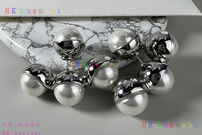 NEW 셀린느 귀걸이 신상  C 528239