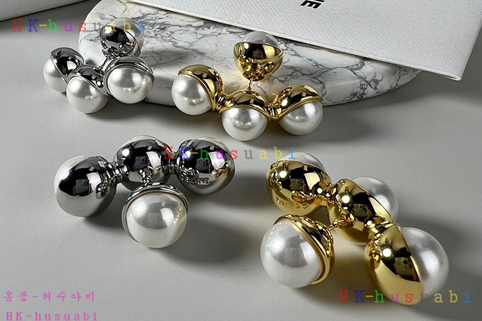 NEW 셀린느 귀걸이 신상  C 528239