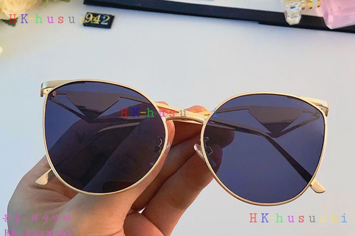 NEW 프라다 선글라스 신상 P 525012