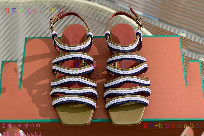 NEW 로로피아나 샌들 신상 L 6250104