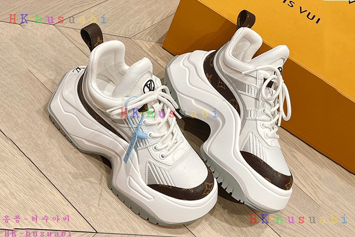 NEW 루이비통 신발 신상 LV 9362503