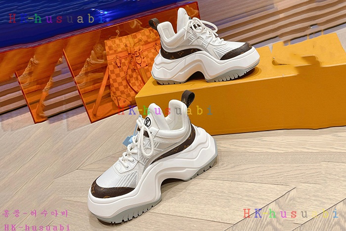 NEW 루이비통 신발 신상 LV 9362503