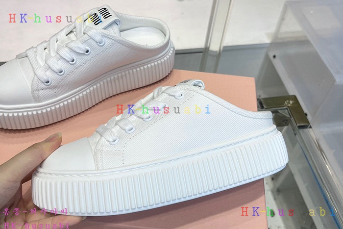 NEW 미우미우 신발 신상 MU 525812