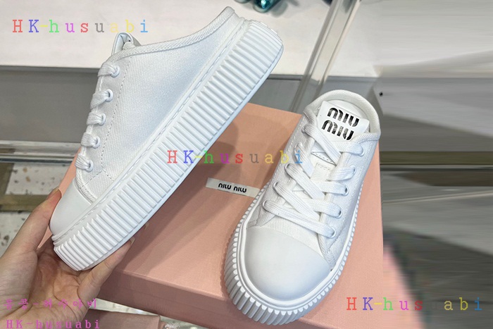 NEW 미우미우 신발 신상 MU 525812