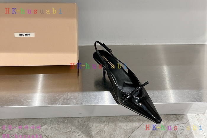 NEW 미우미우 신발 신상 MU 525814