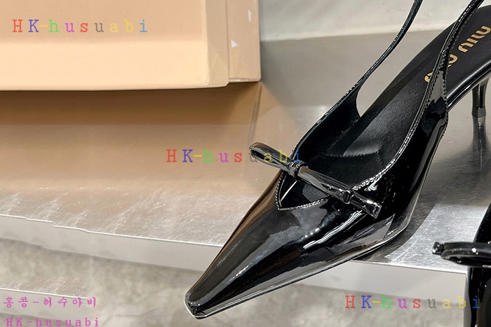 NEW 미우미우 신발 신상 MU 525814