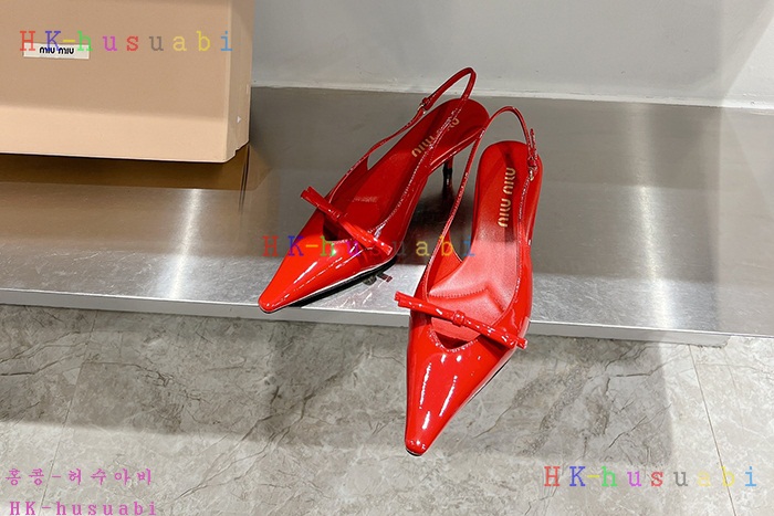 NEW 미우미우 신발 신상 MU 525816