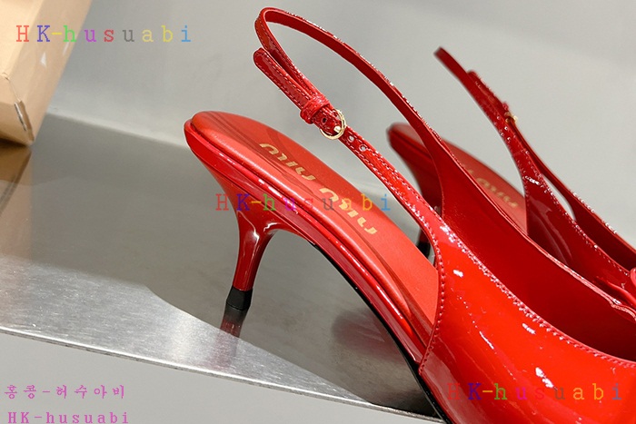 NEW 미우미우 신발 신상 MU 525816