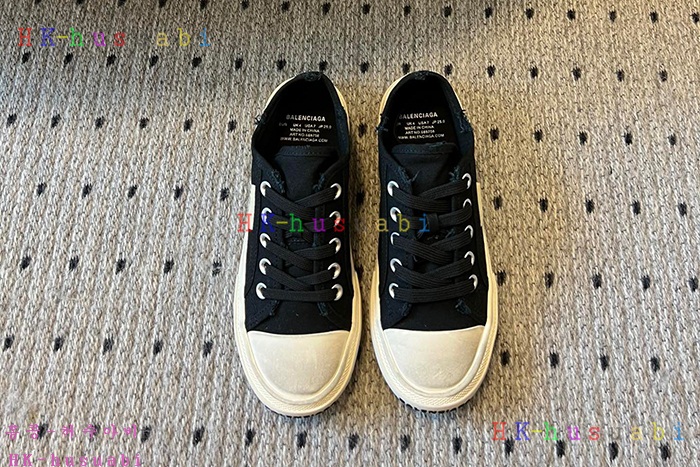 NEW 발렌시아가 신발 신상 B 824006