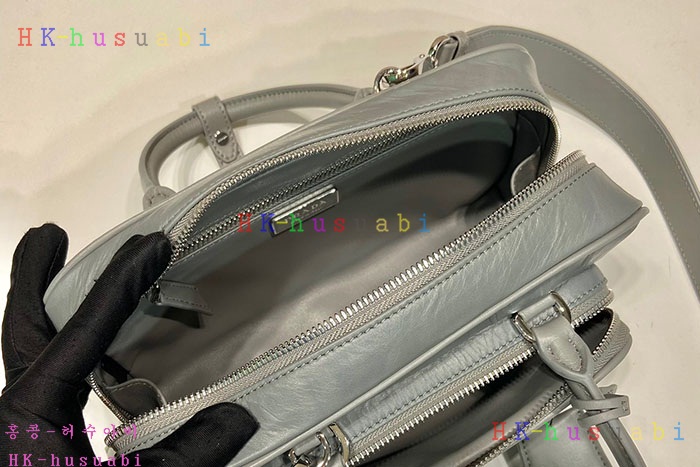 ★미러급★프라다 앤틱 나파 가죽 멀티포켓 탑 핸들  1BB099-3
