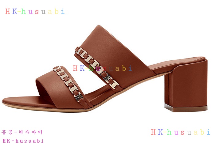 NEW 페라가모 샌들 신상 F 5827010