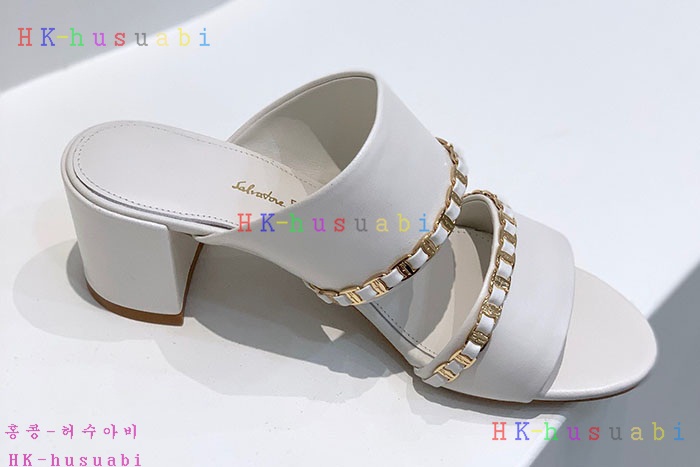 NEW 페라가모 샌들 신상 F 5827012