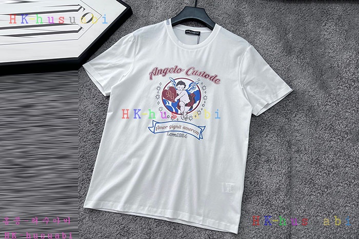 NEW 돌체앤가바나 반팔티 신상 DG 768006