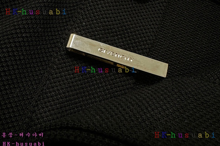 NEW 지방시 반팔티 신상 GV 665202