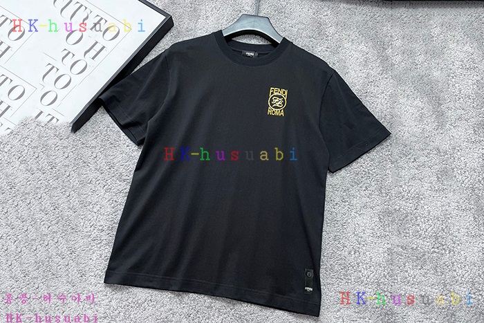 NEW 펜디 반팔티 신상 FD 865204