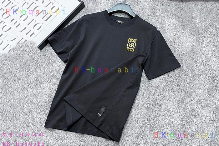 NEW 펜디 반팔티 신상 FD 865204
