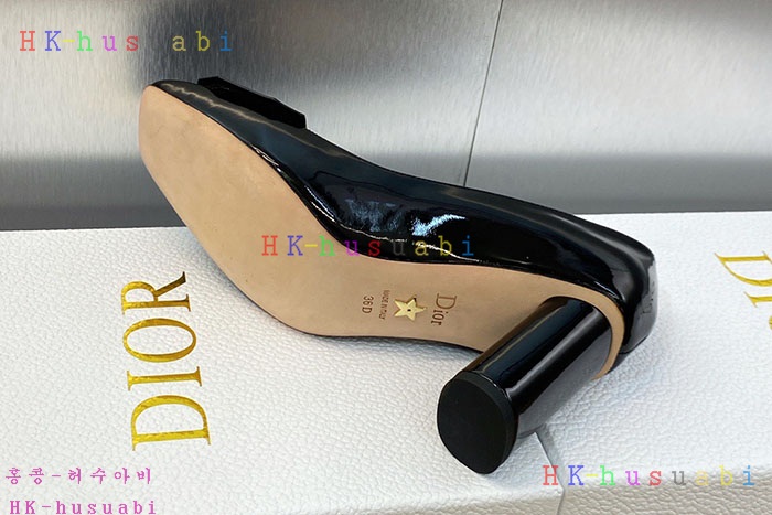 NEW 디올 신발 신상 DR 720010