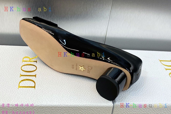 NEW 디올 신발 신상 DR 720010