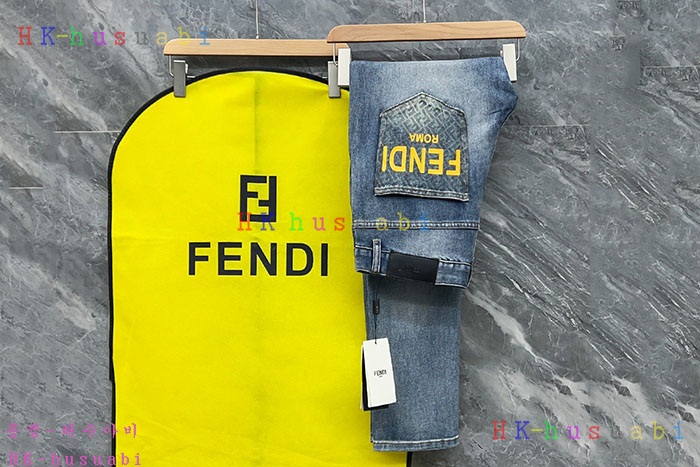 NEW 펜디 바지 신상 FD 956610