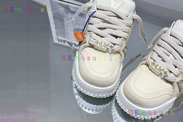 NEW 루이비통 스니커즈 신상 LV 968018