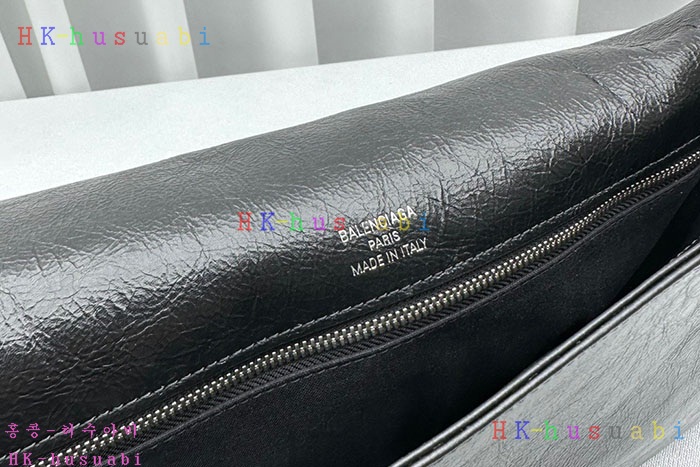 ★미러급★발렌시아가 BB SOFT 라지 플랩 백  7484882-2