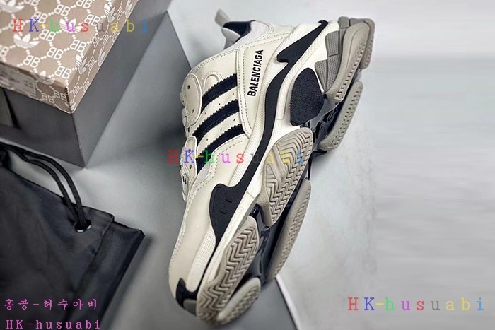 NEW 발렌시아가 신발 신상 B 669900