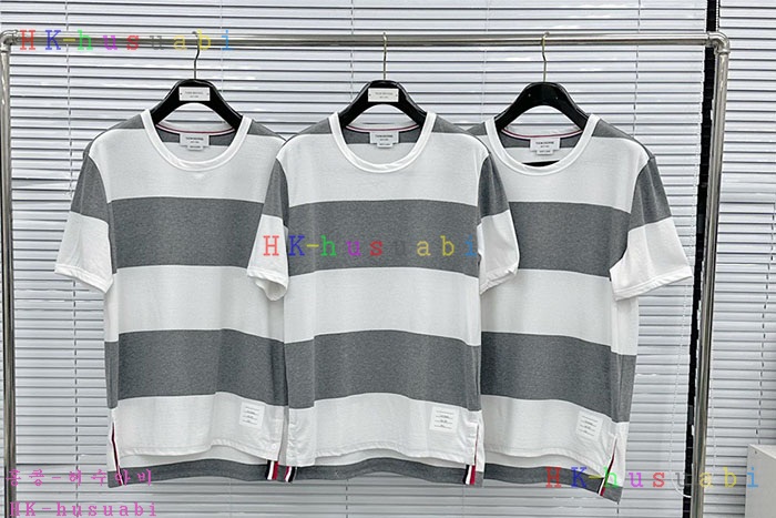 NEW 톰브라운 반팔티 신상 TB  6828250