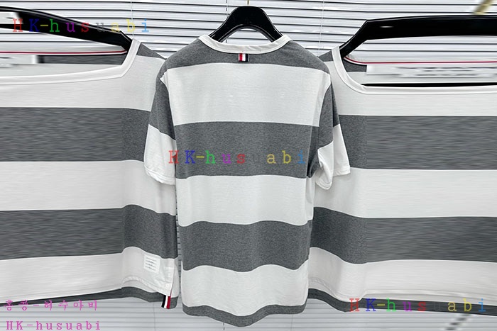 NEW 톰브라운 반팔티 신상 TB  6828250