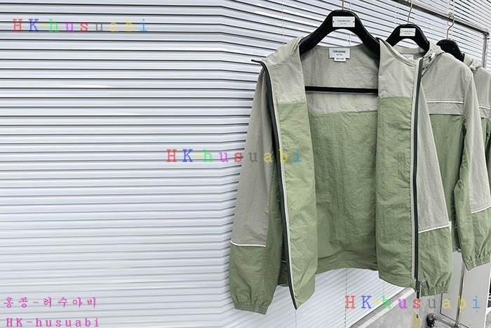 NEW 톰브라운 상의 신상 TB  6828303