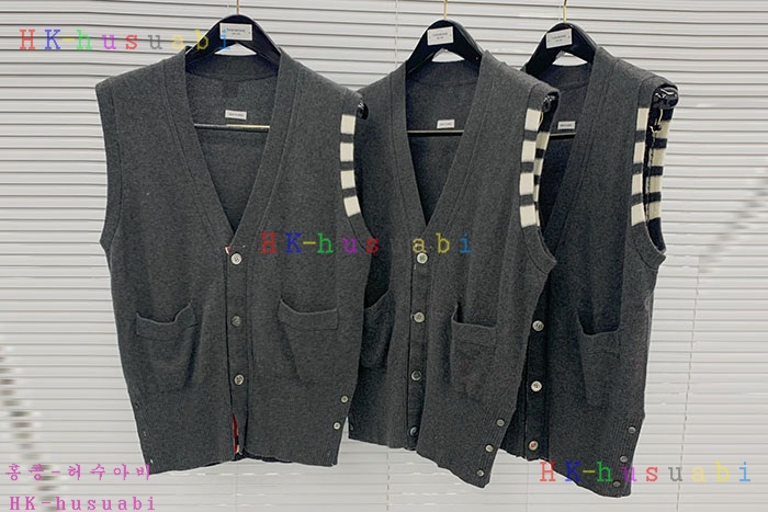 NEW 톰브라운 니트조끼 신상 TB  6828310