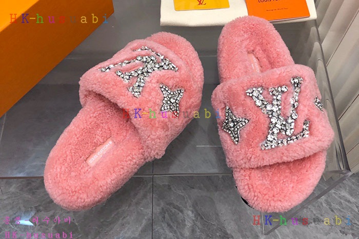 NEW 루이비통 신발 신상 M 2924113
