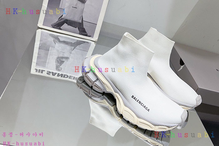 NEW 발렌시아가 신발 신상 B 235804