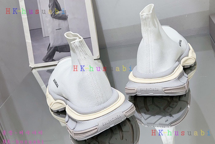 NEW 발렌시아가 신발 신상 B 235804