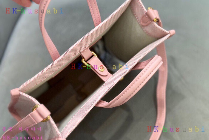★미러급★버버리 미니 프레야 토트 80633081