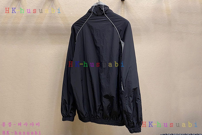 NEW 발렌시아가 자켓 신상 B 685521