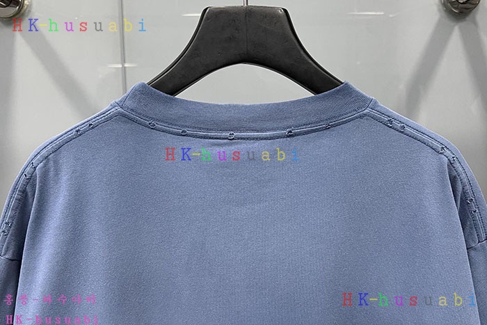 NEW 발렌시아가 반팔티 신상 B 685526