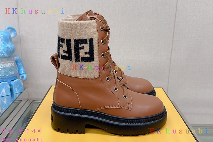 NEW 펜디 부츠 신상 FD 985254