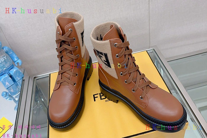 NEW 펜디 부츠 신상 FD 985254