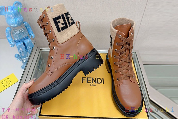 NEW 펜디 부츠 신상 FD 985254
