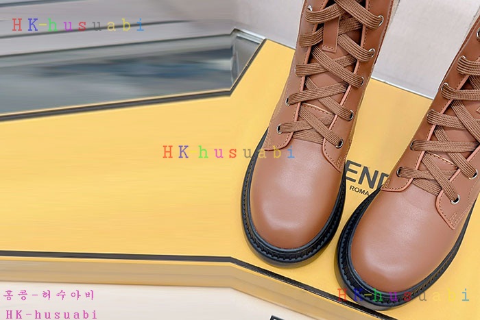 NEW 펜디 부츠 신상 FD 985254