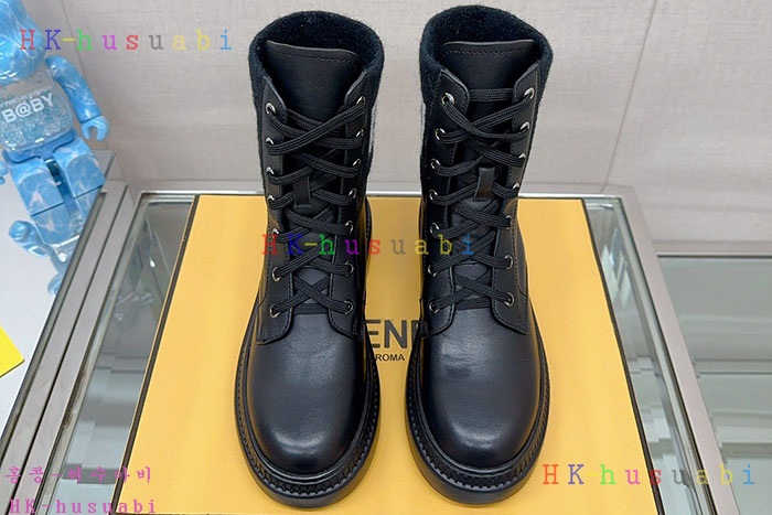 NEW 펜디 부츠 신상 FD 985255